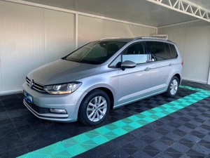 Volkswagen Touran 7 Locuri 1.6 Diesel 116 CP An 2019 - imagine 2