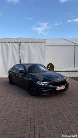 BMW Seria 5 G30 Luxury Line   Piele Coniac   Navigație Mare   Mediterranean Blue    Premium