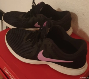 Adidasi Nike dama,marimea 40(39,5)