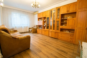 Stefanestii de Jos, 3 camere 70 mp,2 bai,centrala proprie,etaj 1 ,Comision 0% - imagine 8