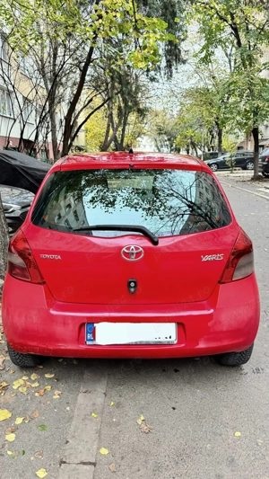 Toyota Yaris benzina 1.3 - imagine 2