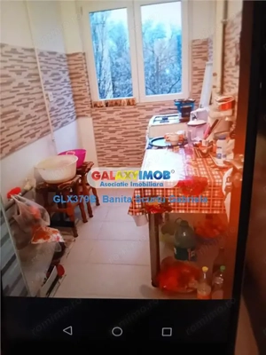 Vanzare apartament 2 cam , renovat ,etaj 2 din 4 Piata Resita - imagine 3