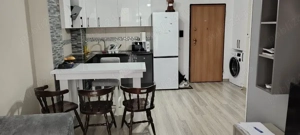 Apartament de 2 camere-Loc de parcare   Zonă Torontal