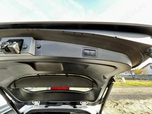 Toyota Corolla 1.8 Hybrid in echiparea speciala TREK - imagine 14