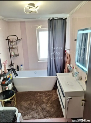 Apartment de vânzare mobilat 56 mp+balcon  în giroc lângă hotel IQ zonă foarte bună are si centrala - imagine 10