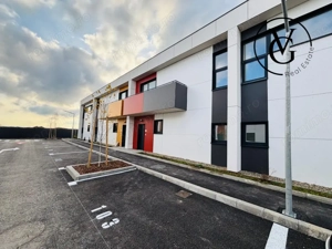 Apartament de 4 camere in Pipera - Gradina de 38 mp  - imagine 3