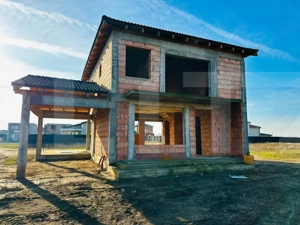 Casa la rosu, model Class, disponibila imediat in Westfield - imagine 1