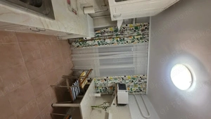 Apartament 3 camere renovat, decomandat, etaj 4, aproape de metrou - imagine 2