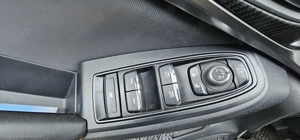 Vand SUBARU XV Versiune  1.6i CVT Confort  1600 cc benzina, 2019 primul proprietar, 97000 km - imagine 13