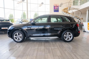 Audi Q5 Tiptronic - imagine 4