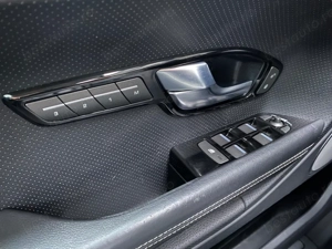 Land Rover Range Rover Evoque 4X4 2.2 Diesel 190 CP An 2012 - imagine 12