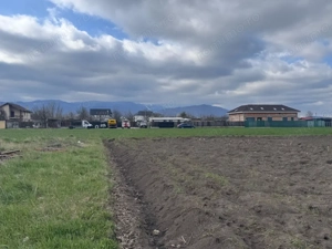 Teren zona superba Brasov 656 mp certificat urbanism, si proiect vila tip duplex - imagine 3