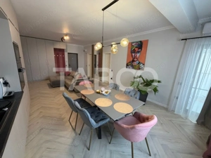 Apartament etaj intermediar la cheie premium balcon parcare privata 