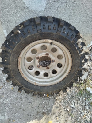 Vánd un set roti Suzuki jimi