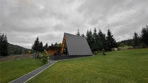 Cabana A Frame 115mp utili, Teren 3450mp, Coada Lacului Colibita - imagine 4