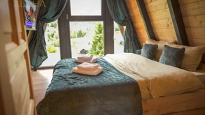 Cabana A Frame 115mp utili, Teren 3450mp, Coada Lacului Colibita - imagine 14