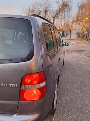 VW Touran, 2.0 Diesel - imagine 4