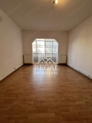 Apartament 4 camere de vânzare – Micro 5/1 | Etaj 1 | 80 mp