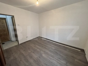 Garsoniera de vanzare etajul 3