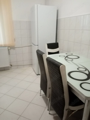 Dau in chirie apartament 3 camere decomandat - imagine 10