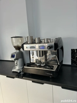 Vând espressor profesional Astoria Forma cu râșnița