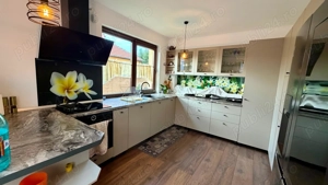 Casa Individuala, dormitor la parter, mobilata si utilata. Piscina! PRET NEGOCIABIL - imagine 2