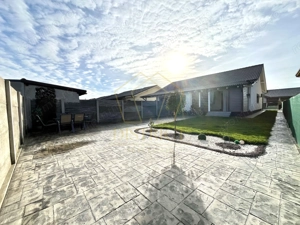 Duplex superb cu 3 camere | Mosnita Veche - imagine 13