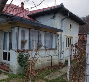 Casa din caramida la tara - imagine 3