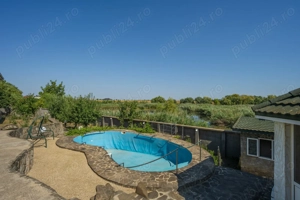 Corbeanca-Laguna Albastra, refugiu exclusivist la lac, vila cu piscina - imagine 15