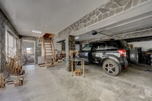 Corbeanca-Laguna Albastra, refugiu exclusivist la lac, vila cu piscina - imagine 12