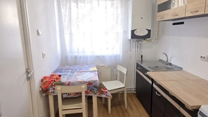 Vand sau inchiriez apartament 4 camere in Deva, zona Pietei Centrale, etaj 3,  - imagine 5