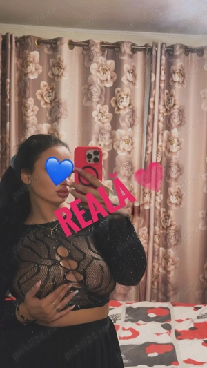 Nouă în oraș , ador sărutările intime