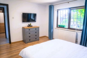 Proprietar - Apartament 4 camere, 130 mp utili, parter + demisol locuibil, cu garaj, zona Complex - imagine 4