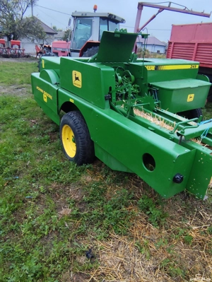 presa John Deere 349