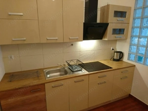 Garsoniera de inchiriat in zona Triaj - imagine 2