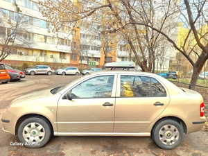 Skoda Fabia Sedan, benzina,1,2l, 64cp, 1998 cmc, 110.000 km stare foarte buna.  - imagine 2
