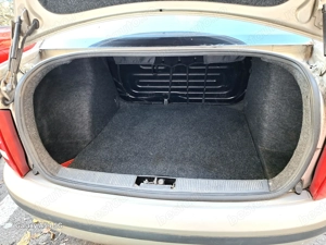 Skoda Fabia Sedan, benzina,1,2l, 64cp, 1998 cmc, 110.000 km stare foarte buna.  - imagine 6