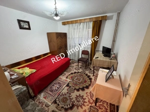 2 camere, Etaj 2 - zona Liceului  Domnul Tudor 