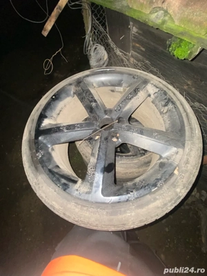 jante cu tot cu cauciucuri sunt de aluminiu sunt pe 18 - imagine 4