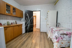 Stefanestii de Jos, 3 camere 70 mp,2 bai,centrala proprie,etaj 1/2,Comision 0% - imagine 12