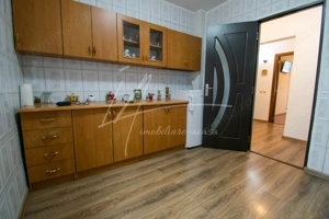 Stefanestii de Jos, 3 camere 70 mp,2 bai,centrala proprie,etaj 1/2,Comision 0% - imagine 13