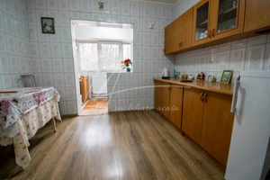 Stefanestii de Jos, 3 camere 70 mp,2 bai,centrala proprie,etaj 1/2,Comision 0% - imagine 10