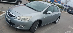 Opel Astra J 2010, Foarte bine intretinuta - imagine 4