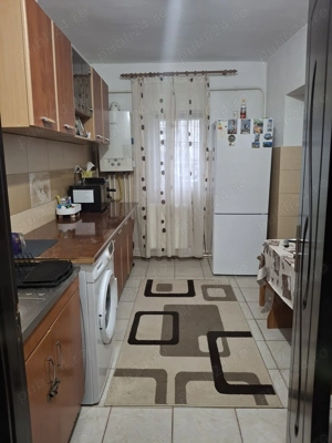 Vând apartament 2 camere piata moldovei - imagine 3