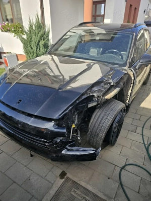 Porsche cayenne 9y0 avariat - imagine 7