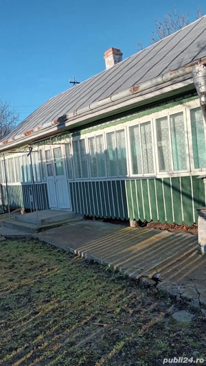 Casa batraneasca de vanzare