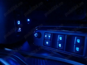 Vand Toyota CHR 2019 - imagine 9