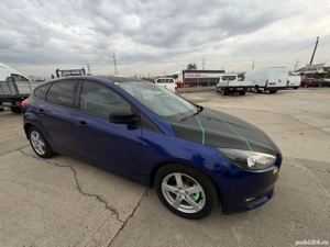 Ford Focus  ST 125cp  - imagine 4