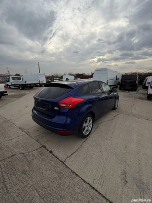 Ford Focus  ST 125cp  - imagine 5