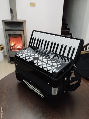 Acordeon Cantabile Secondo V ,72 Bași+ 5 Registre Import Germania,Este Nou Nouț
